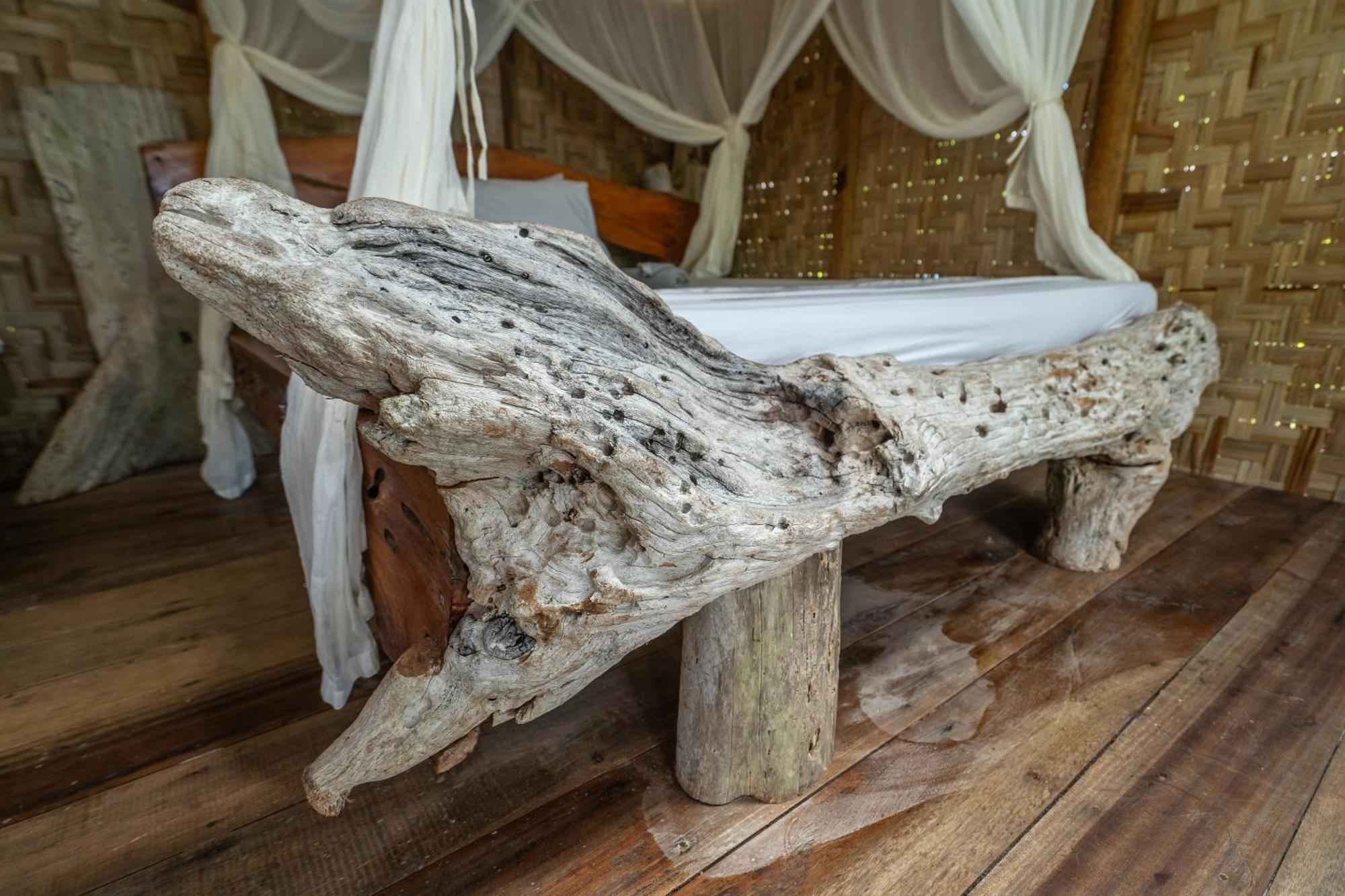 Pinang Island - Private Island Sea View Bungalows Singkil  객실 사진